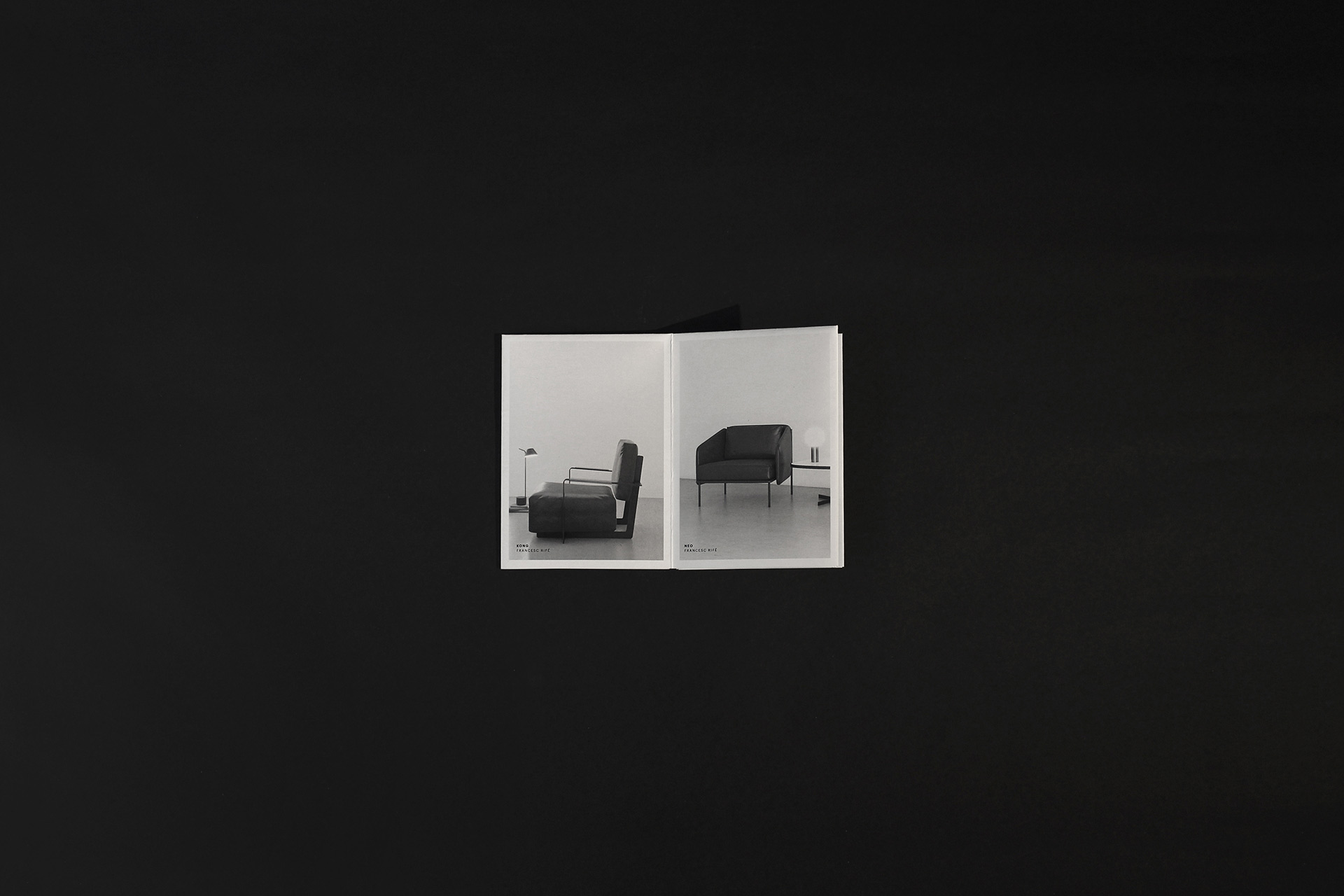 Fase, estudio de diseño gráfico. Brochure desplegable, Black Tone by JMM.